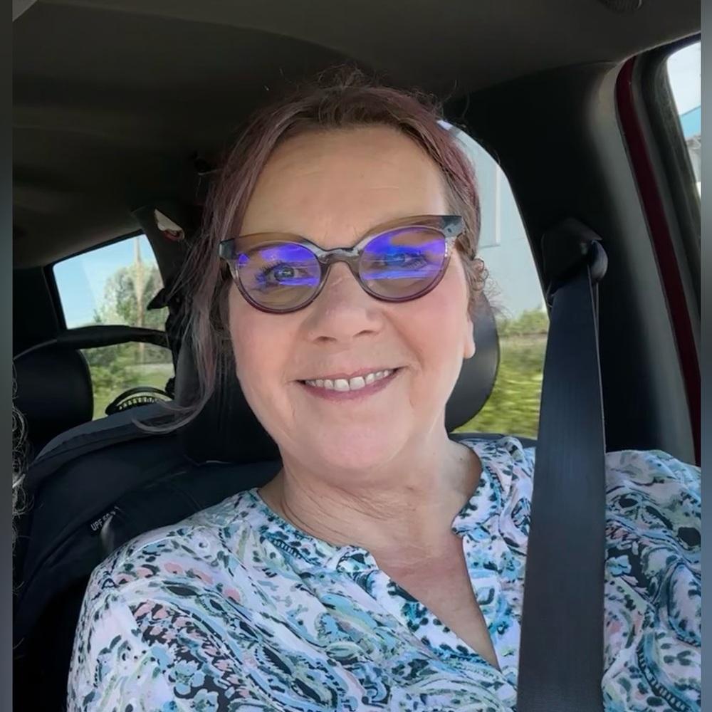 Meet your Posher, Cristi